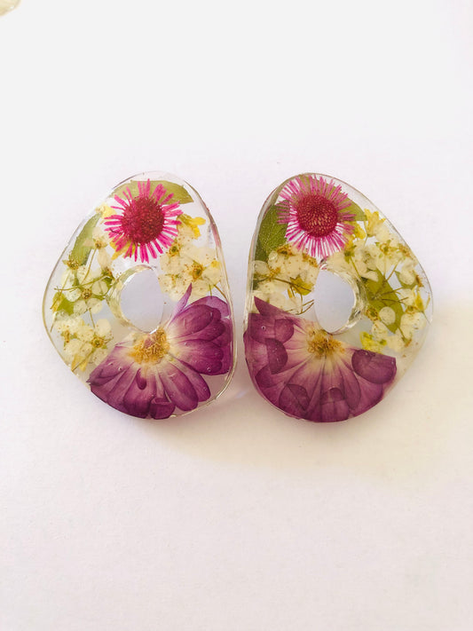 Boucles d'oreilles faites avec de vraies fleurs